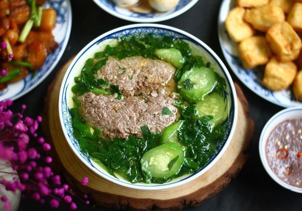 Canh riêu cua nấu tập tàng