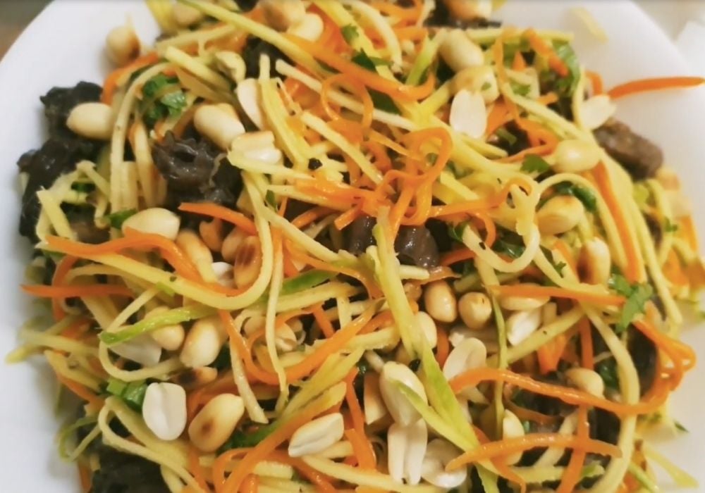 Gỏi bao tử cá ngừ đại dương xoài xanh