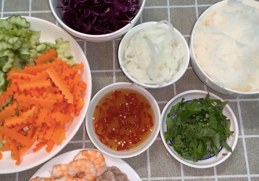 Nguyên liệu làm gỏi nấm tuyết tôm thịt