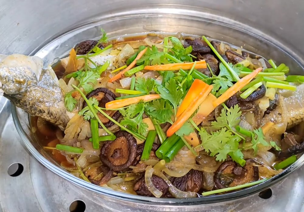 Cá vược hấp nấm