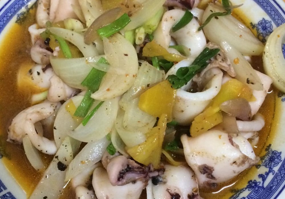 Mẹo bảo quản mực xào dứa đúng cách