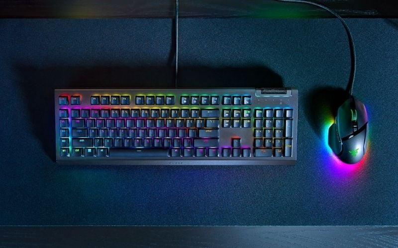 Bàn phím cơ Razer BlackWidow V4 Pro Yellow Switch