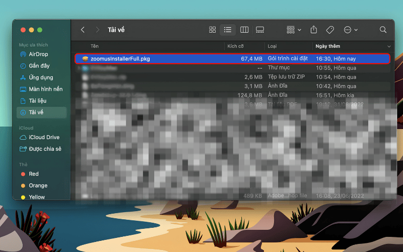 Mở file vừa tải trong thư mục Downloads