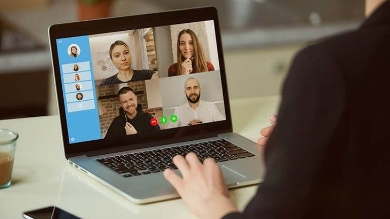 Chỉ dùng website uy tín khi online test webcam