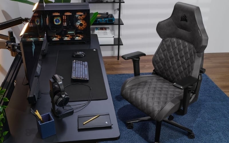 Corsair TC500 Luxe có thiết kế sang trọng, sử dụng chất liệu da Plush Leatherette mềm mại