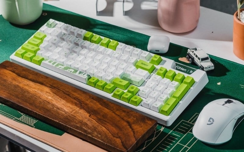 Nên cân nhắc mua bàn phím Fuhlen nếu ngân sách thấp và chỉ có nhu cầu làm việc cơ bản