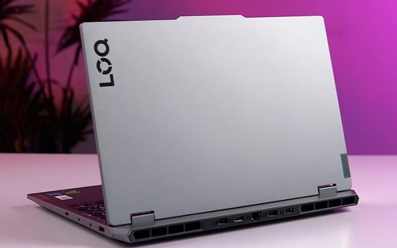 Dòng LOQ trang bị đầy đủ các cổng kết nối hiện đại