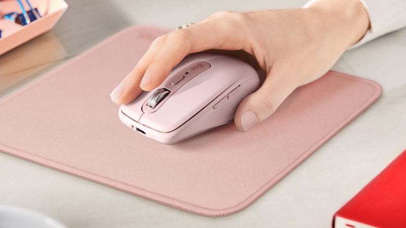 Lót chuột Logitech Studio Series Dark Rose