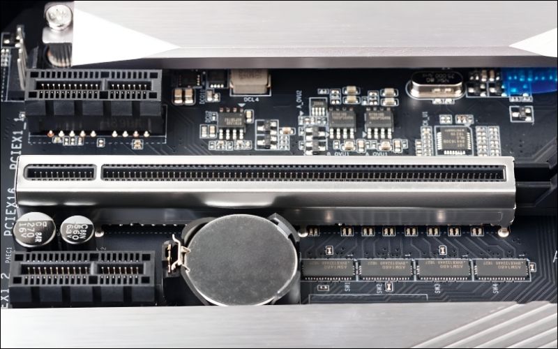 Chuẩn PCIe 4.0 cung cấp băng thông lớn, tăng tốc độ xử lý dữ liệu