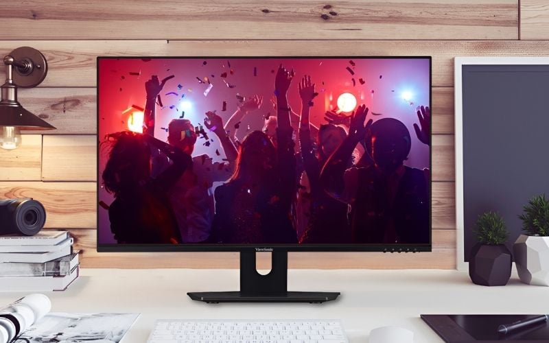Màn hình 100Hz mang đến trải nghiệm xem mượt mà