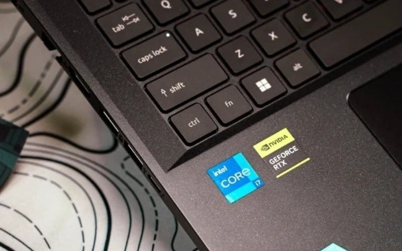 Chọn laptop có card tời tối thiểu nên từ NVIDIA GeForce RTX 4050 trở lên