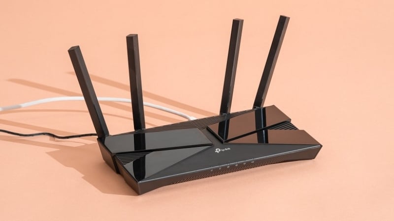 Router xuyên tường