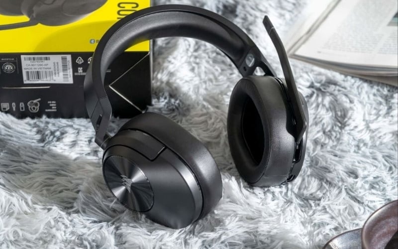 Tai nghe Corsair HS55 Wireless Core