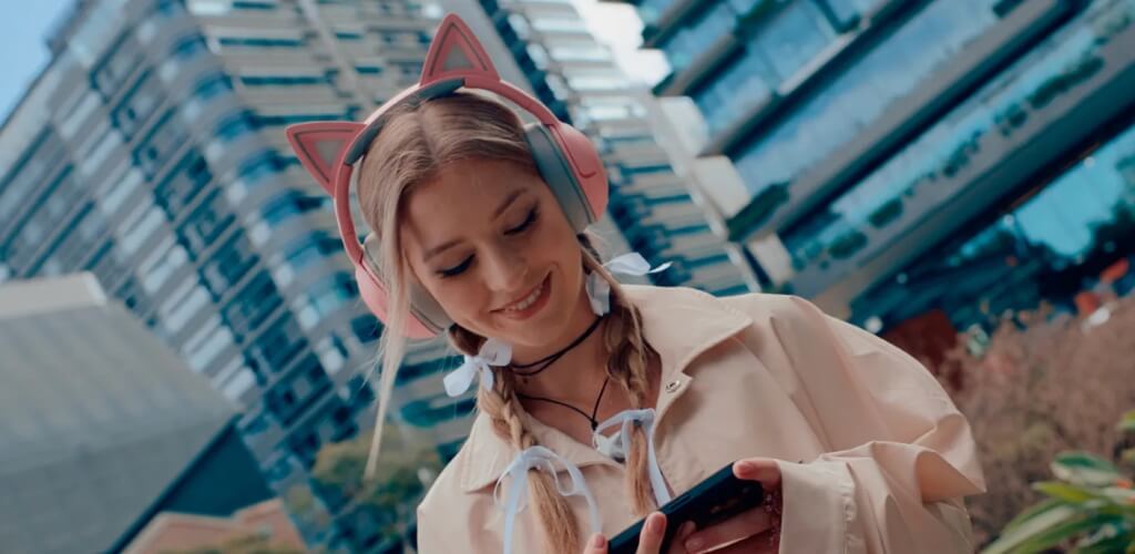 Tai nghe được trang bị củ loa Razer TriForce 40mm