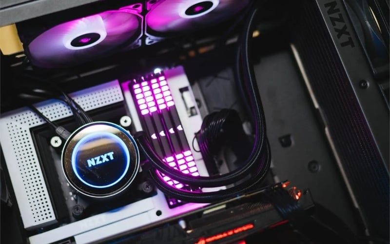 Tản nhiệt phù hợp kích thước vỏ case để lắp đặt dễ dàng và tối ưu hiệu quả làm mát