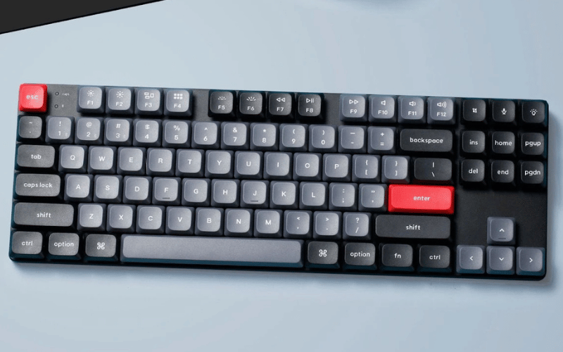 Bàn phím Low-profile có phím thấp hơn, hợp người quen bàn phím laptop