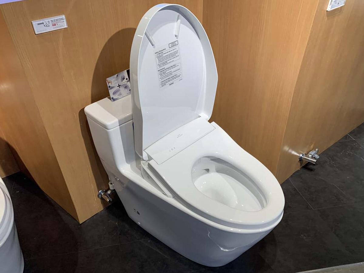 Bồn cầu TOTO MS625CDW12 thiết kế thân giấu dây hiện đại