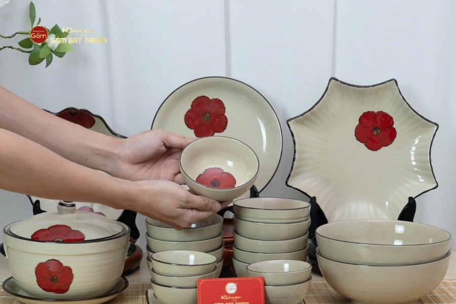 Bộ Bàn Ăn 4 Người (10 món) Men Hỏa Biến Hoa Sứ Đỏ