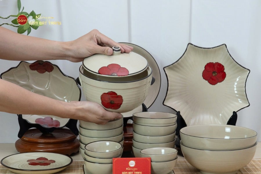 Bộ Bàn Ăn 4 Người (10 món) Men Hỏa Biến Hoa Sứ Đỏ