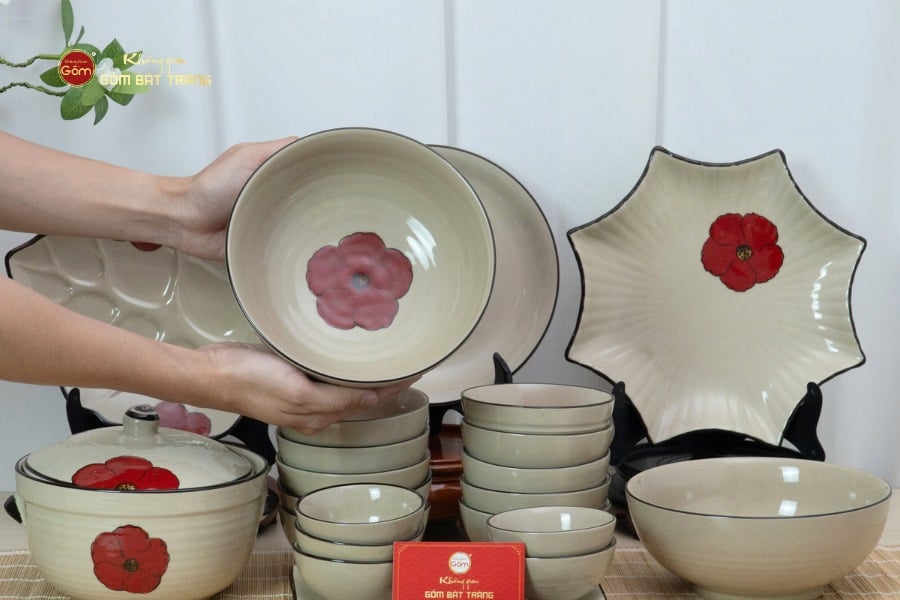 Bộ Bàn Ăn 4 Người (10 món) Men Hỏa Biến Hoa Sứ Đỏ