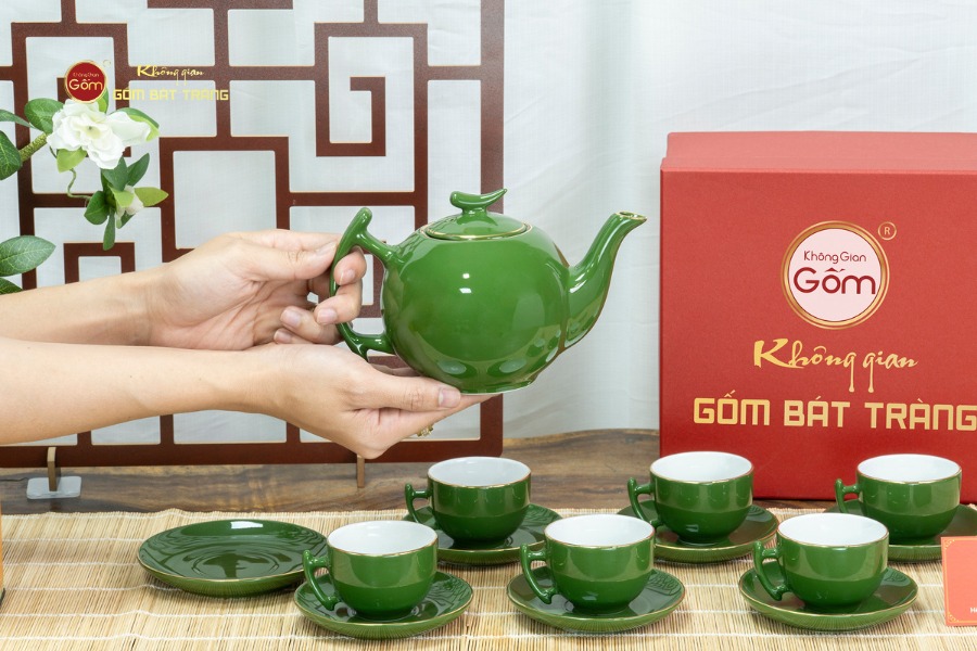 Bộ Trà Men Lục Bưởi Cành Kẻ Vàng