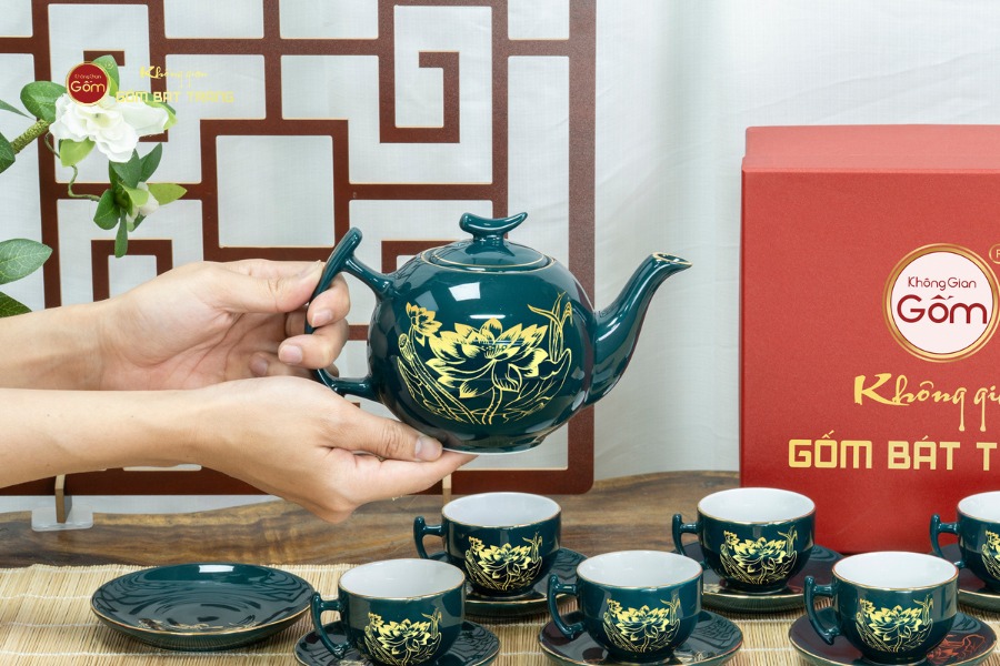 Bộ Trà Men Xanh Lam Bưởi Cành Hoa Sen Vẽ Vàng