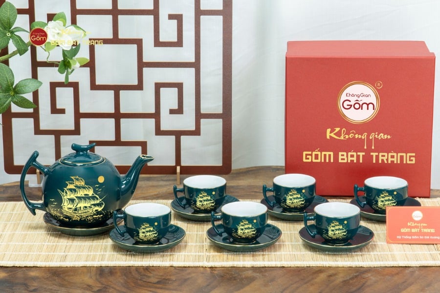 Bộ Trà Men Xanh Lam Bưởi Cành Thuận Buồm Xuôi Gió Vẽ Vàng