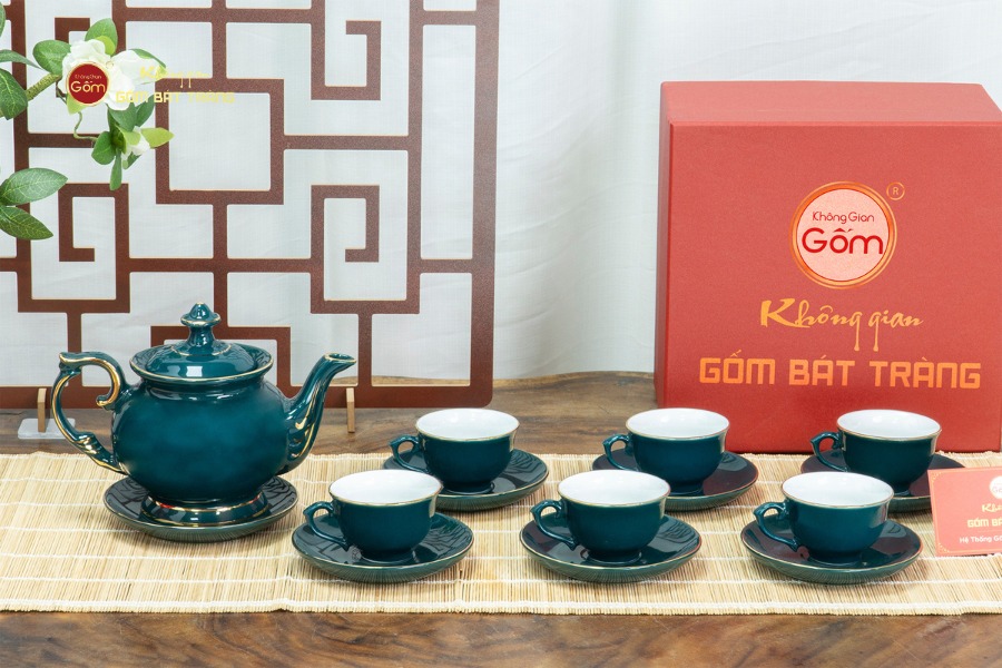 Bộ Trà Men Xanh Lam Đài Các Kẻ Vàng