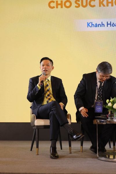 Ts.Bs Bùi Chí Thương Tại Hội Thảo Khoa Học Với Chủ Đề ‘Hệ Vi Sinh Đường Ruột – Chìa Khóa Vàng Cho Sức Khỏe Miễn Dịch Trẻ’ Tại Khánh Hòa
