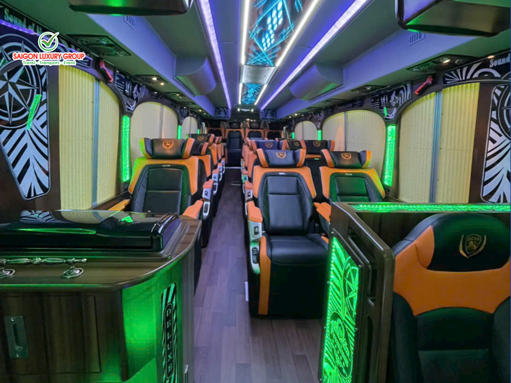 cho-thue-xe-limousine-18-cho