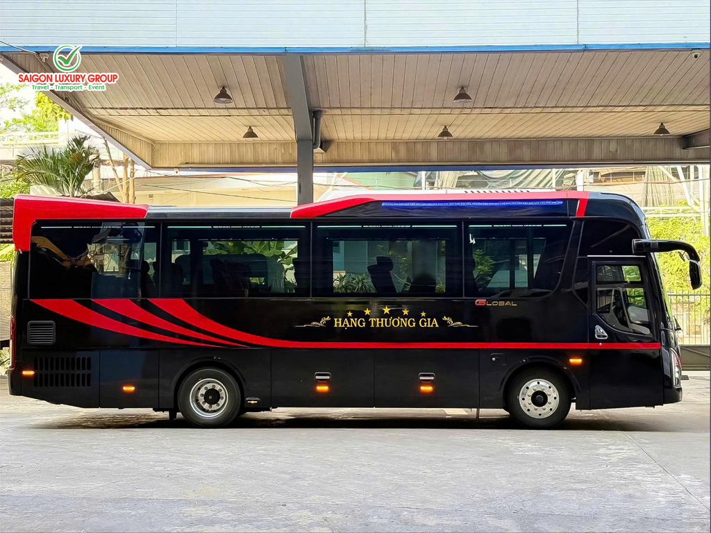 cho-thue-xe-limousine-18-cho