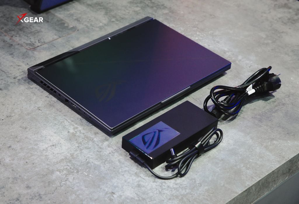 mua Laptop ASUS ROG Strix G16 G614PP TS112W chính hãng giá rẻ tại Xgear