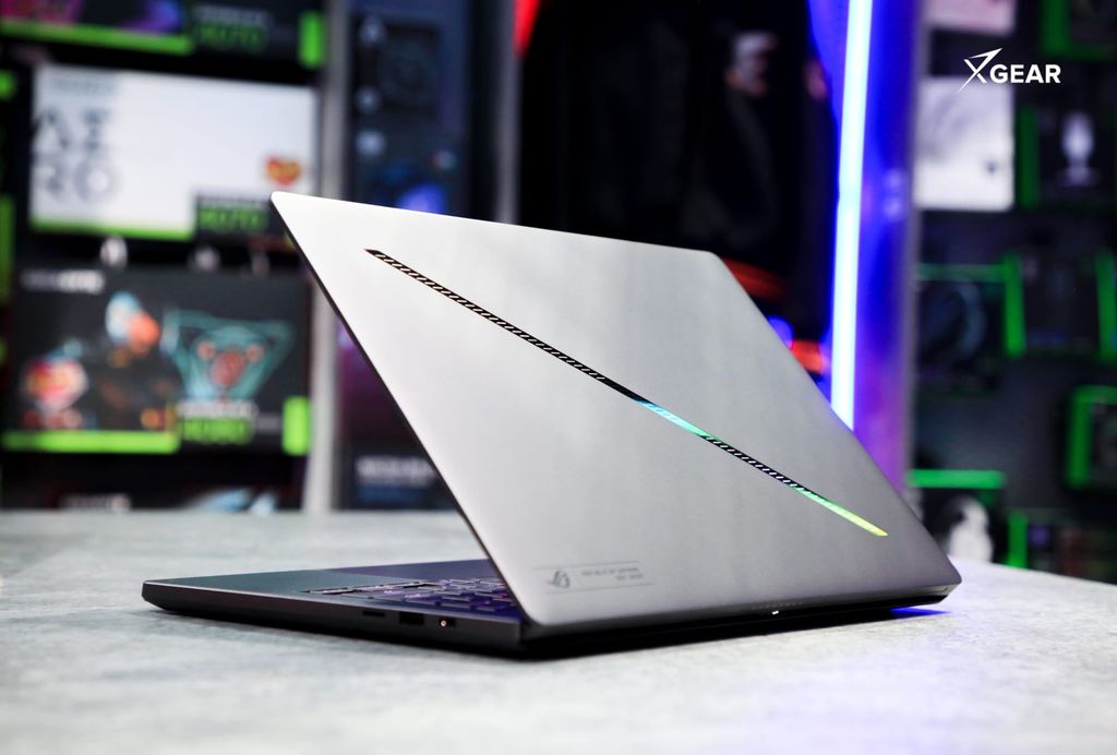 Laptop Gaming ASUS ROG Zephyrus G14 GA403GM-SY164W