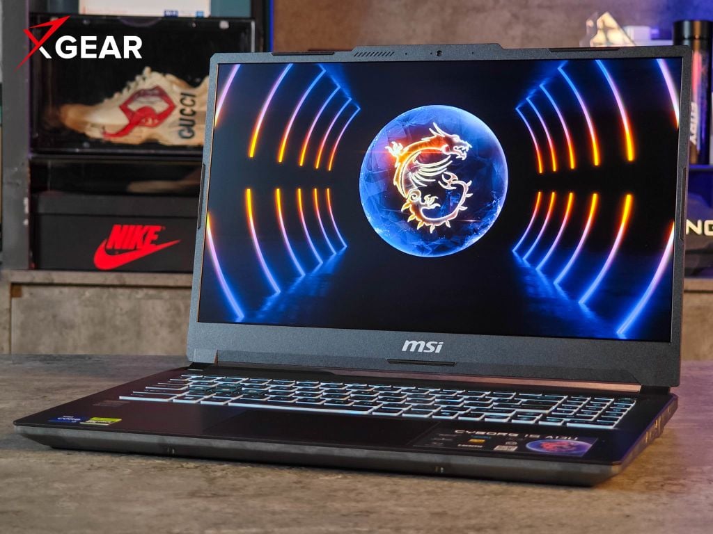 màn hình của MSI Cyborg 15 A13UC 2082VN