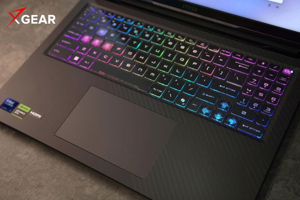 laptop gaming msi raider 16 hx b2wh 258vn bàn phím và numpad