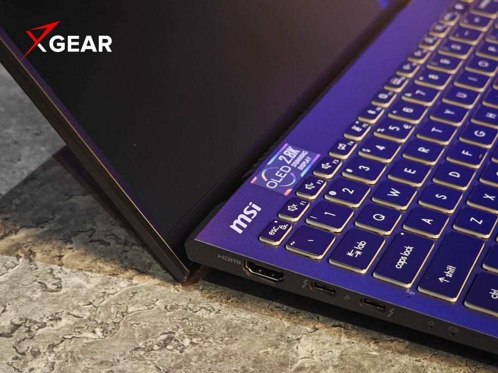 cổng kết nối bên trái của MSI Prestige 13 AI+ Evo A2VMG 040VN