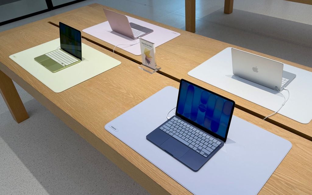 MacBook Neo 13 inch 512GB thiết kế thanh lịch, bền bỉ
