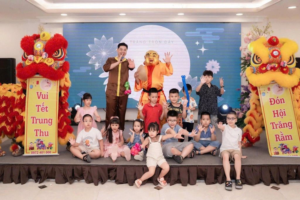 Tổ chức trung thu tại Star Galaxy