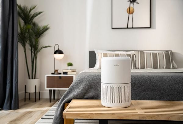 Ô nhiễm không khí đô thị và nguy cơ sức khỏe – Vì sao gia đình Việt cần máy lọc không khí?