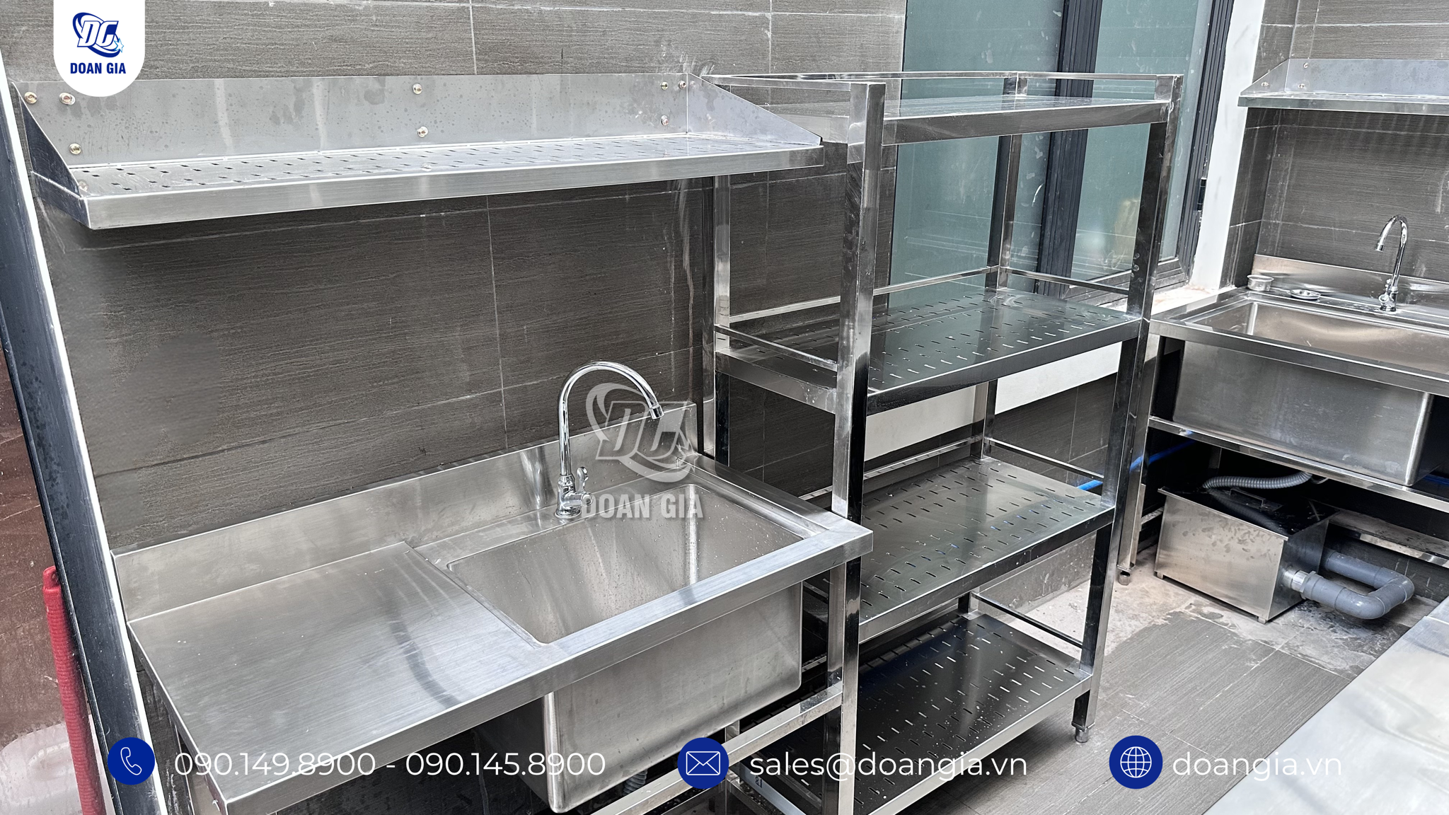 thiết bị bếp inox