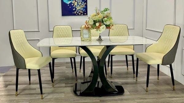 Mẫu bàn ăn cao cấp mặt đá Chanel
