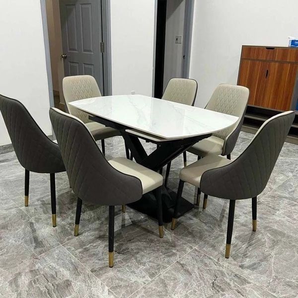 Mẫu bàn ăn mặt đá thông minh Ceramic Apolo