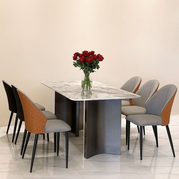 Bộ bàn ăn 4 ghế dễ dàng vệ sinh và bảo quản