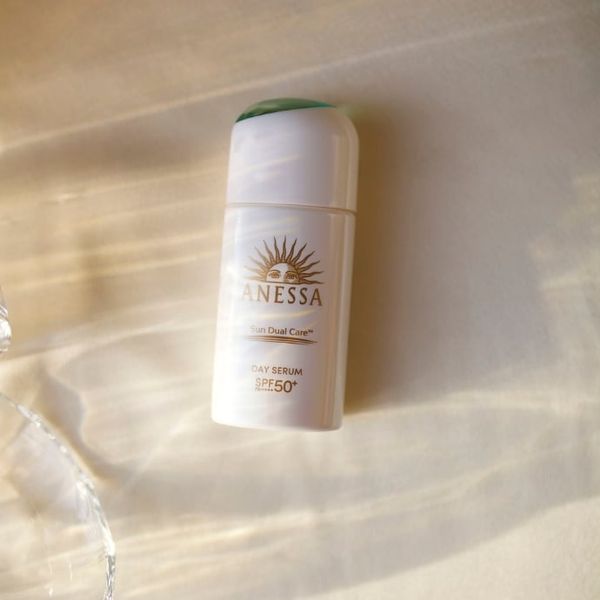 Tinh Chất Chống Nắng Dưỡng Da Nâng Tone Anessa Day Serum SPF50+ PA++++