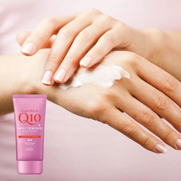 Gel Dưỡng Da Tay Kose Coen Rich Q10 Whitening Moist Gel Cream