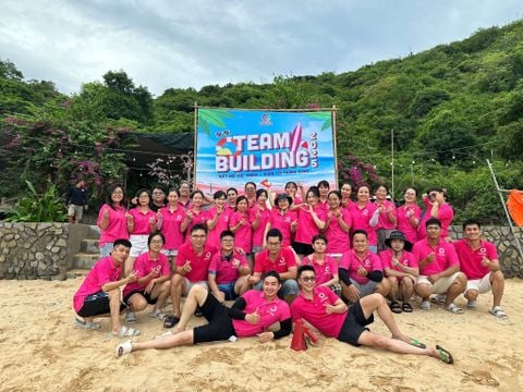 VIETOPIA - MÔI TRƯỜNG LÀM VIỆC TRUYỀN CẢM HỨNG VÀ NĂNG LƯỢNG TÍCH CỰC