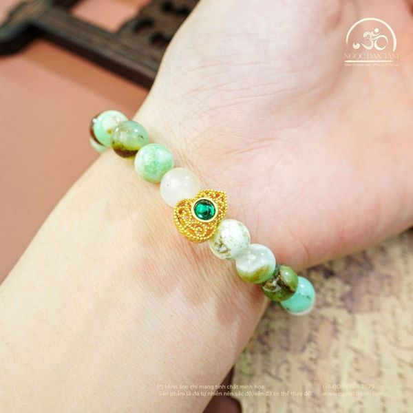 Cách đeo charm hồ lô bạc mạ vàng