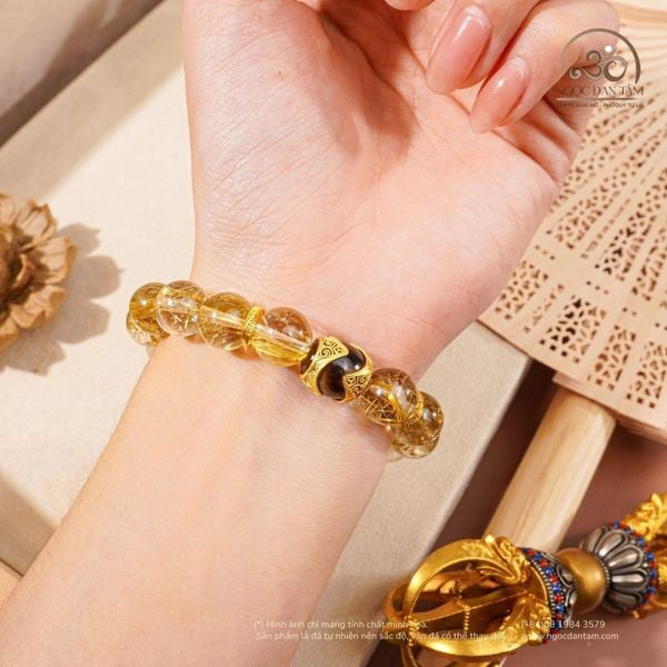 Vòng tay đá thạch anh thu hút vượng khí