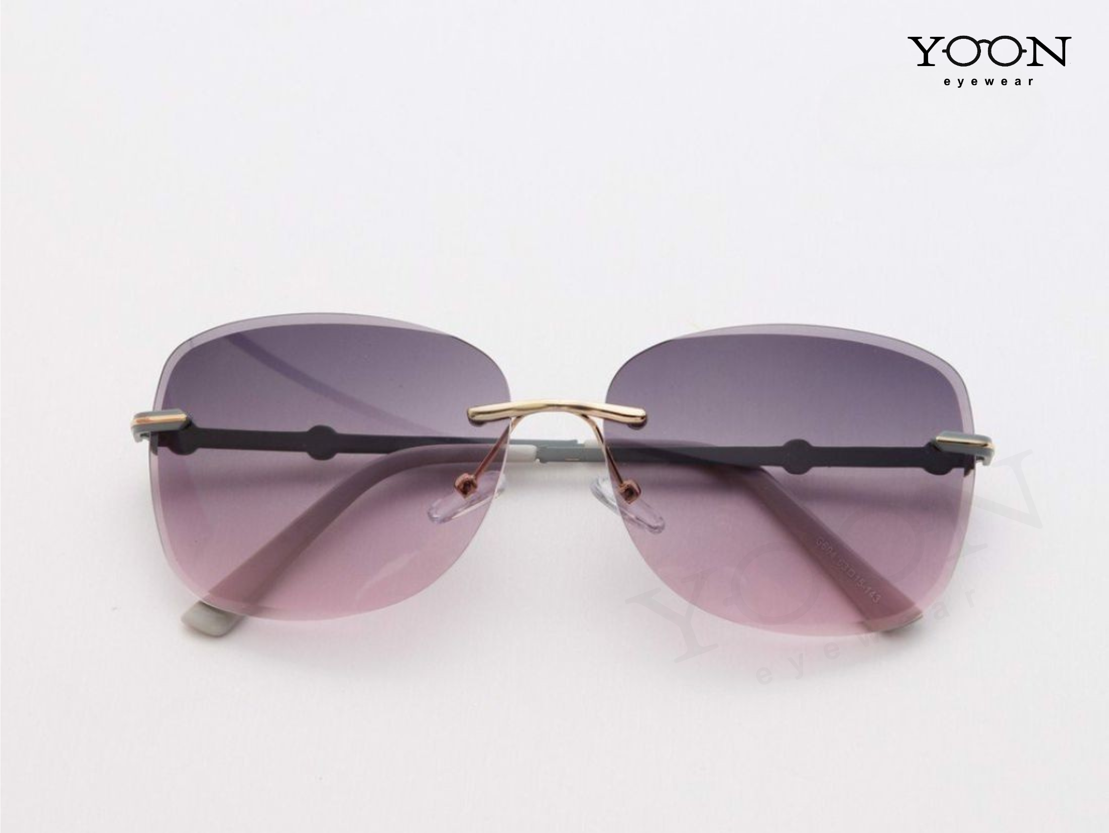 KÍNH MÁT THỜI TRANG LÀ GÌ?