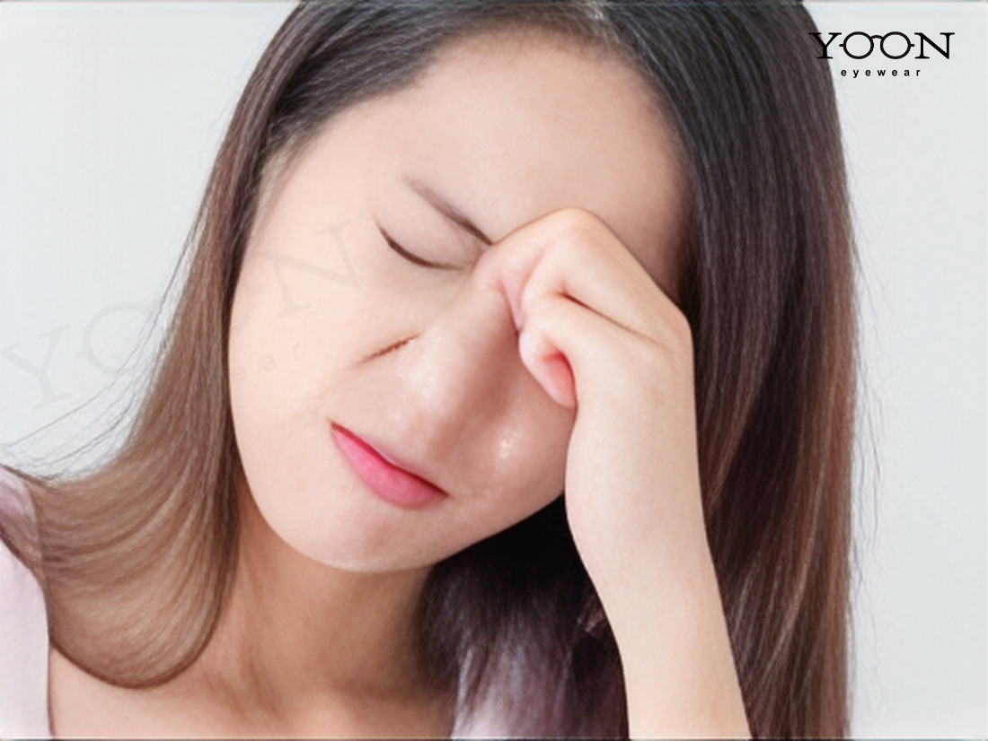 TRIỆU CHỨNG ĐAU HỐC MẮT